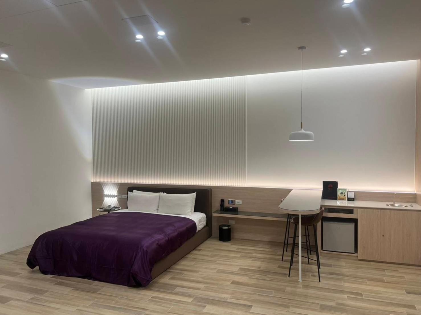 Chateau Boutique Motel Taichung Esterno foto