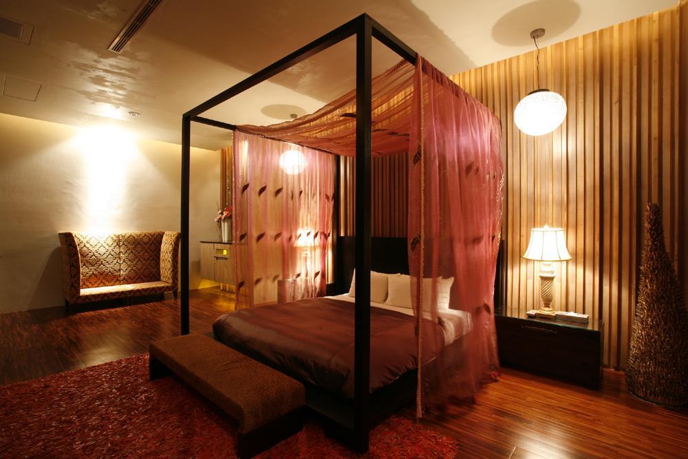 Chateau Boutique Motel Taichung Esterno foto