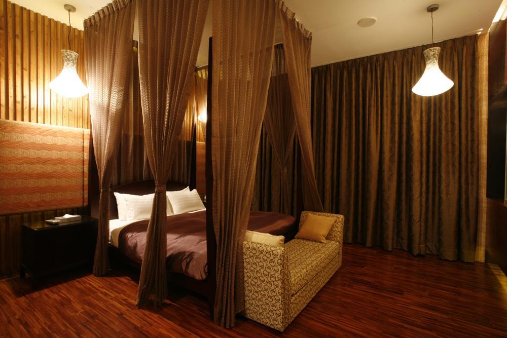 Chateau Boutique Motel Taichung Esterno foto