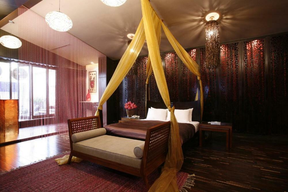 Chateau Boutique Motel Taichung Esterno foto