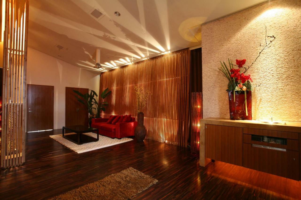 Chateau Boutique Motel Taichung Esterno foto