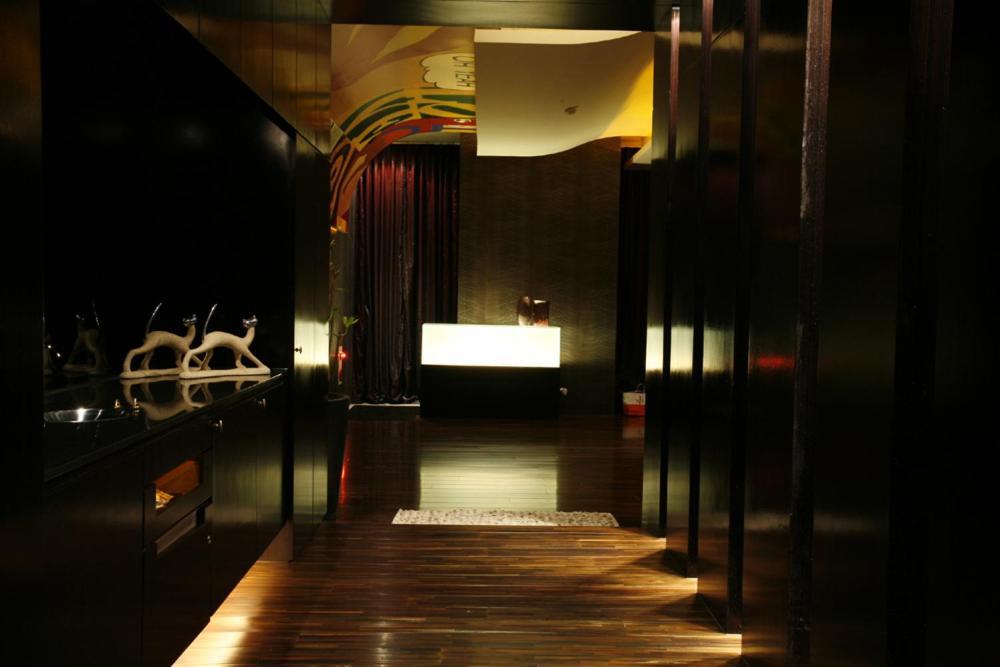 Chateau Boutique Motel Taichung Esterno foto