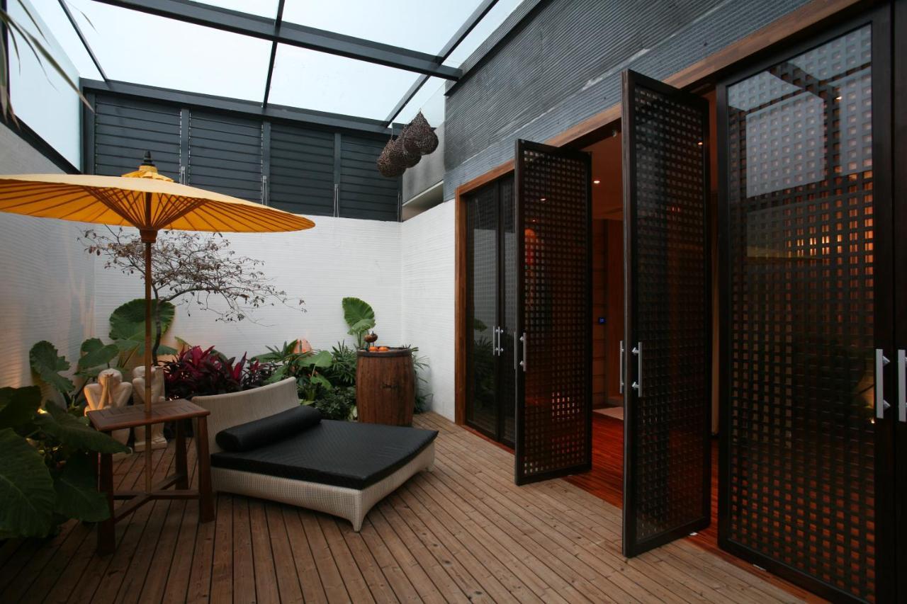 Chateau Boutique Motel Taichung Esterno foto