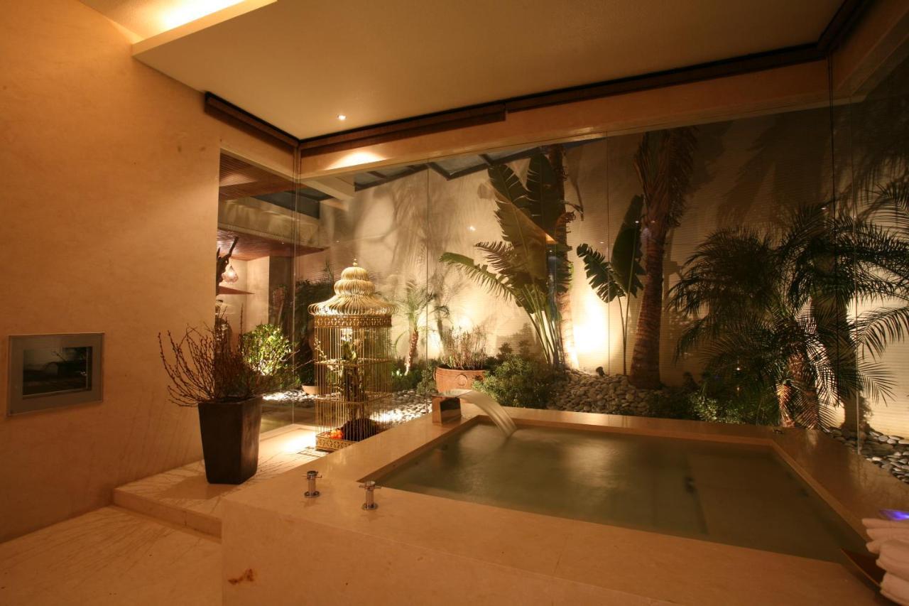 Chateau Boutique Motel Taichung Esterno foto